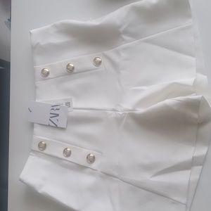 New White Zara Shorts Gold buttons